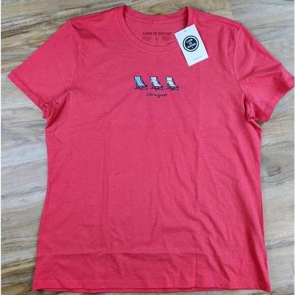 🔹️🔺️NWT Life is Good Red Beach Chairs Short Sleeve Top Large - Picture 1 of 5